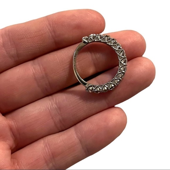 𝅺flash Wedding Ring Set - Picture 8 of 10